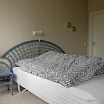 Avernako Hotel