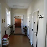 Hotel Avernako *